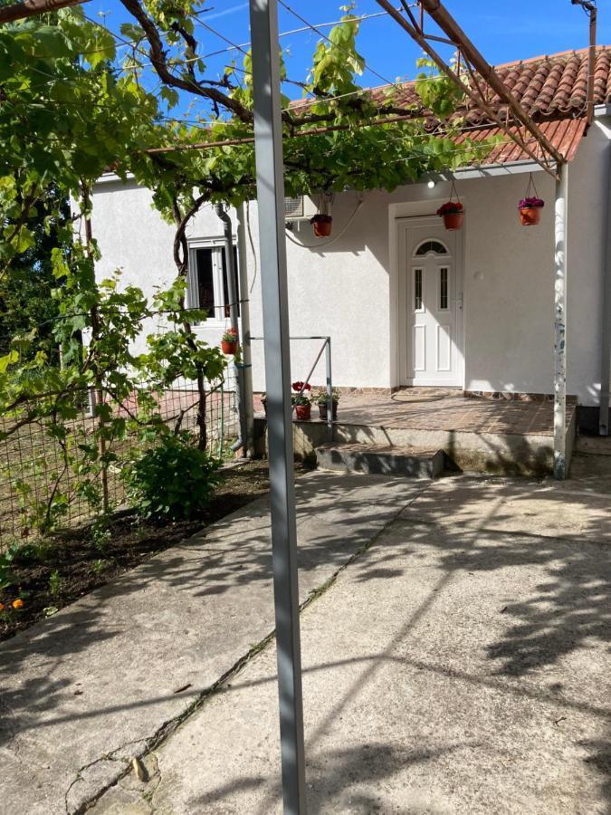 Apardibra Apartment Бар Екстериор снимка