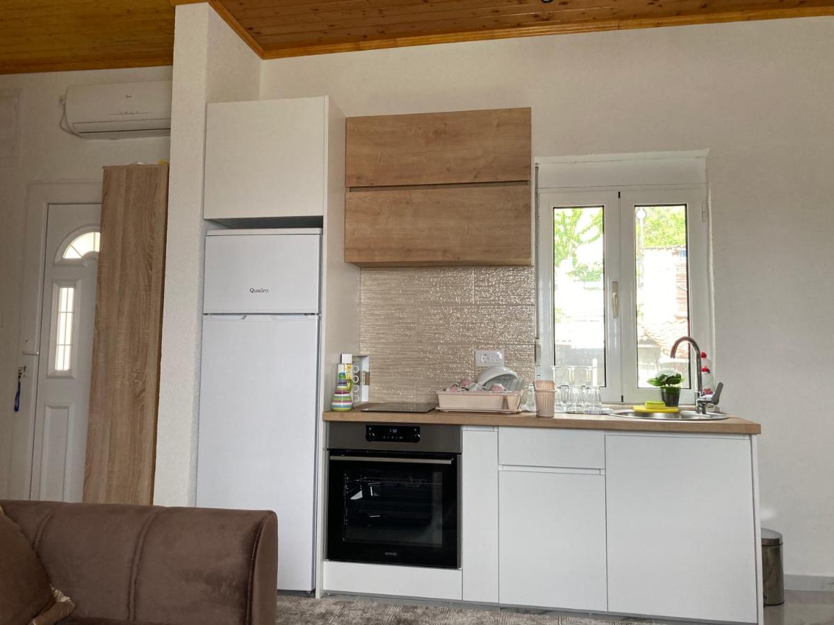 Apardibra Apartment Бар Екстериор снимка